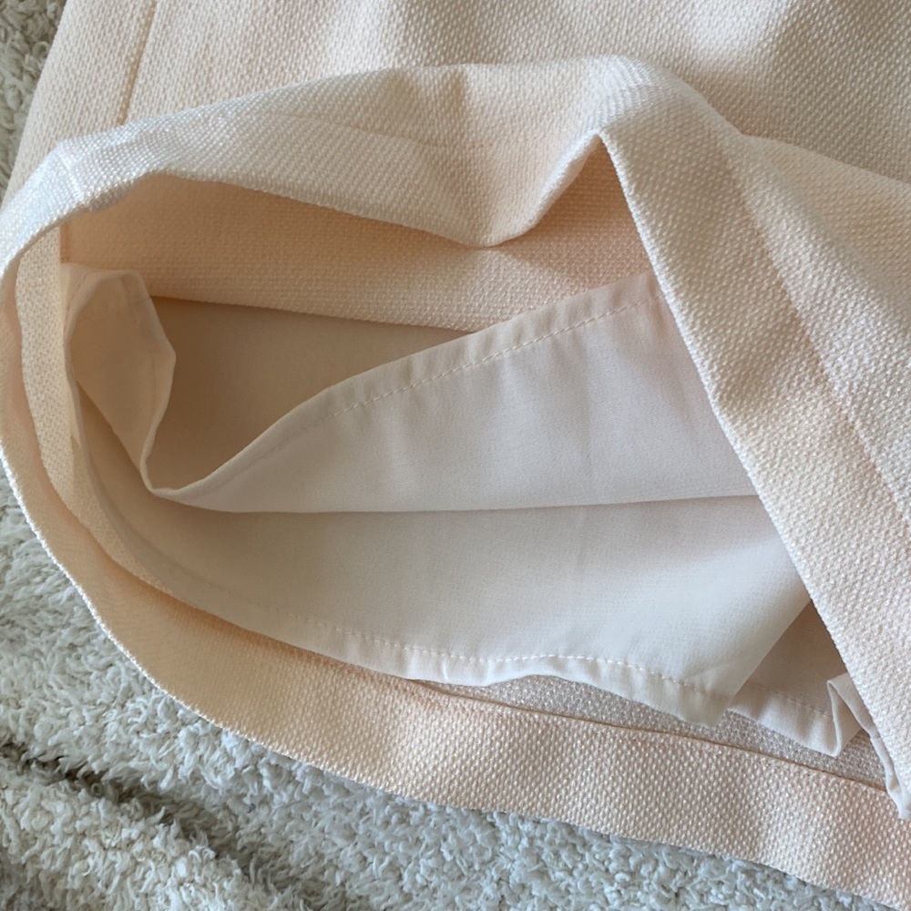 Sugar + Lips | Size Small | Paper Bag Shorts - Picture 5 of 9